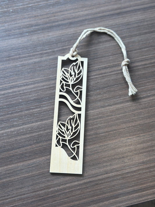 Signet en bois feuilles